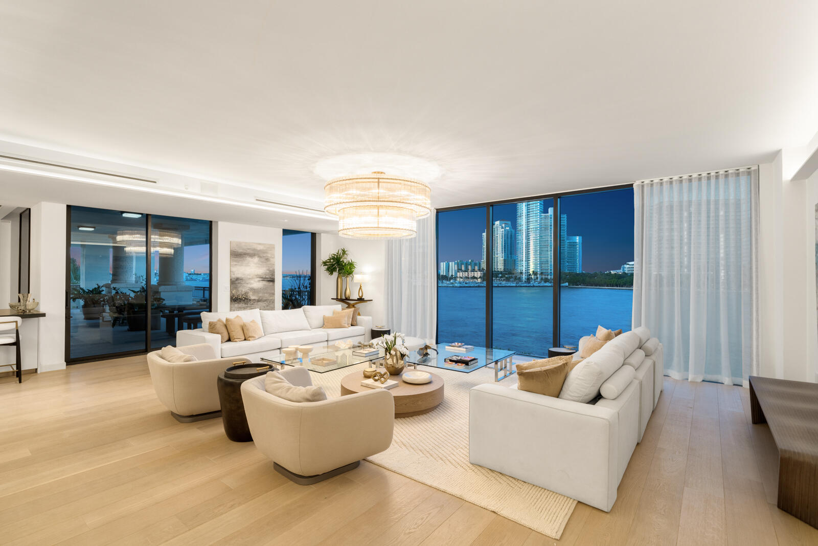 6800 Fisher Island Drive 6823