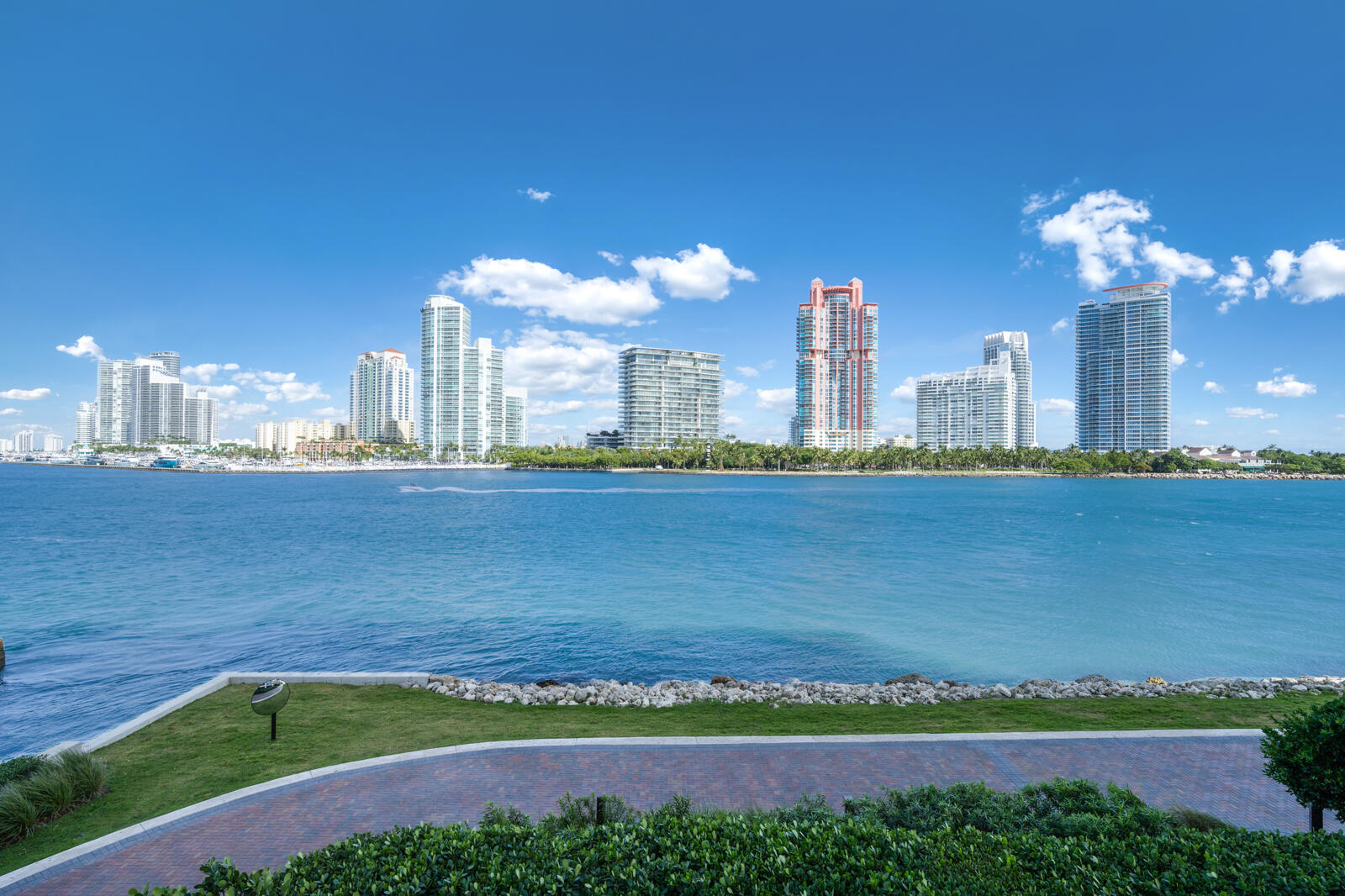 6800 Fisher Island Drive 6823