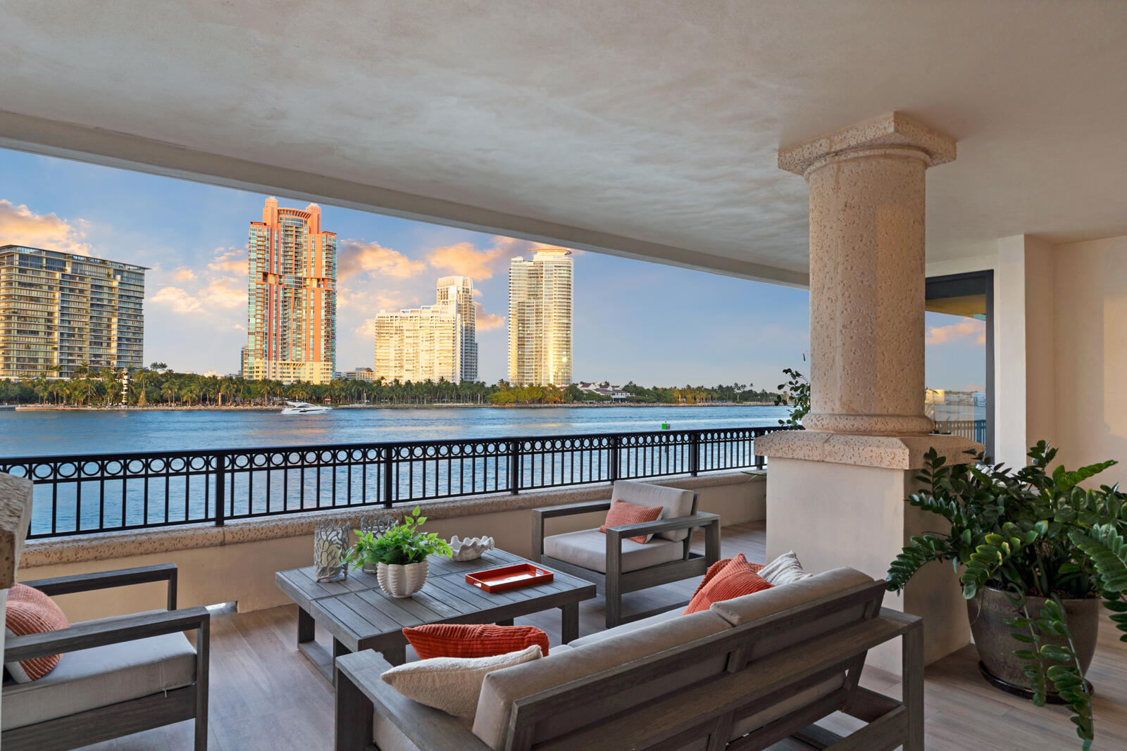 6800 Fisher Island Drive 6823