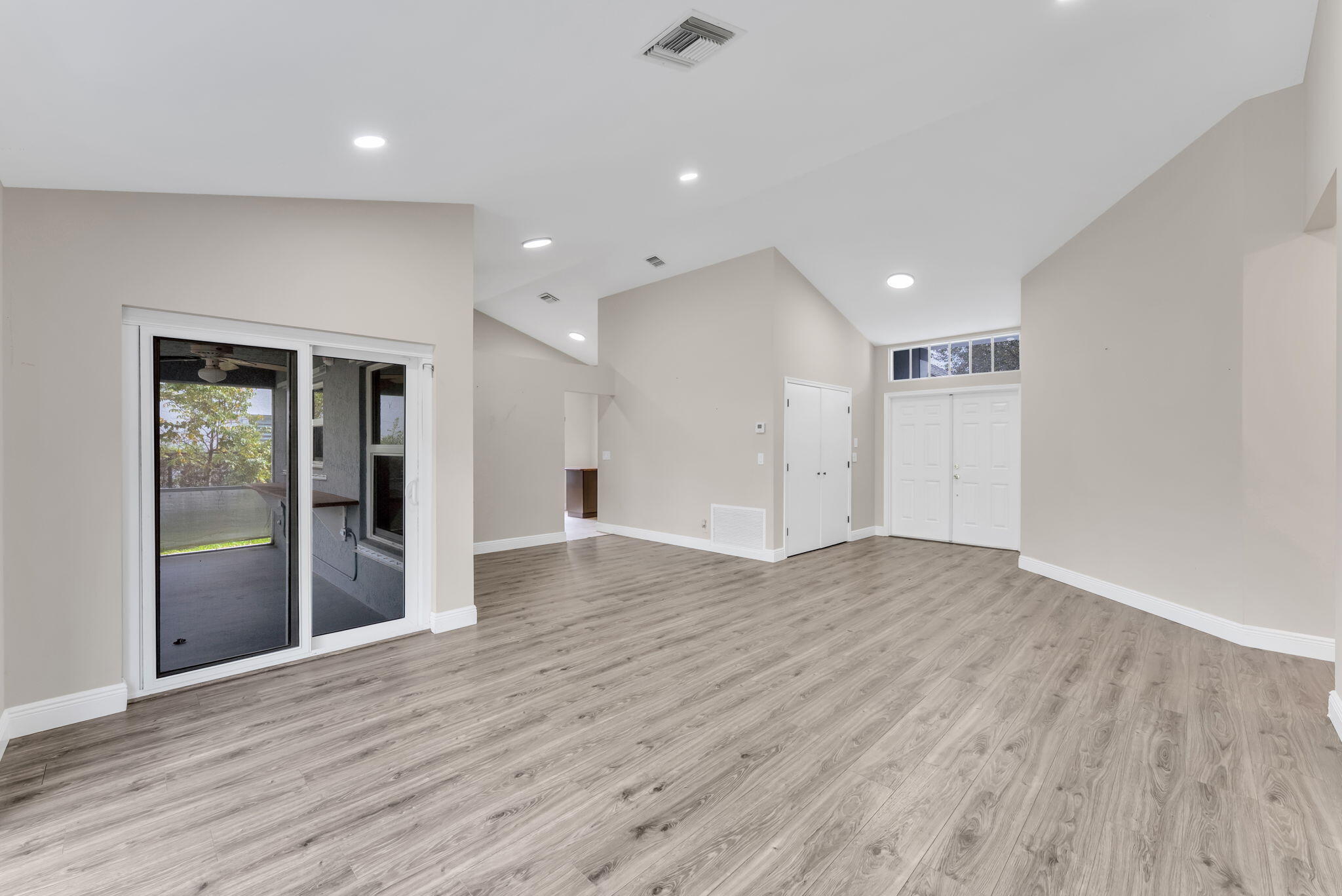10185 Grove Lane