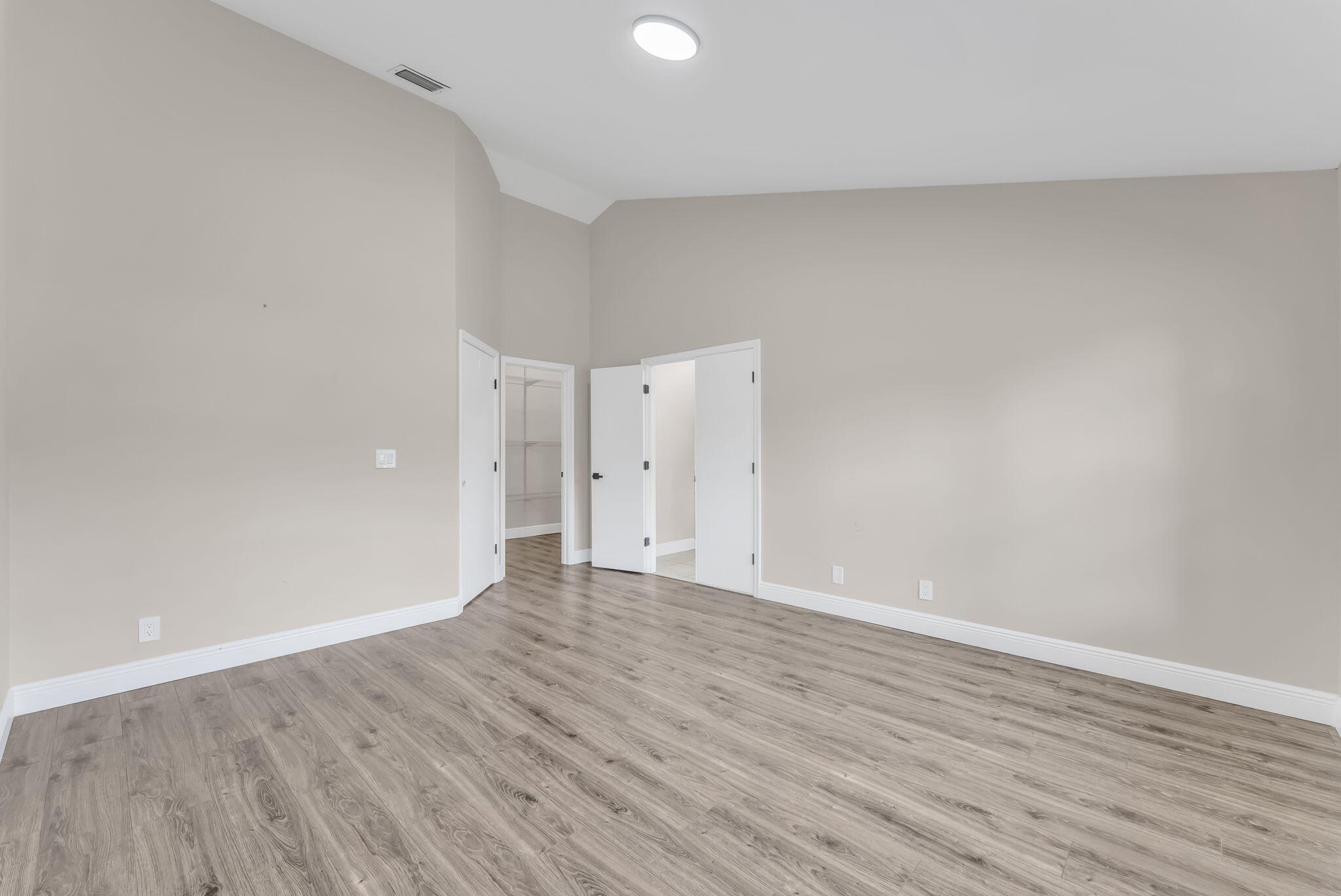 10185 Grove Lane