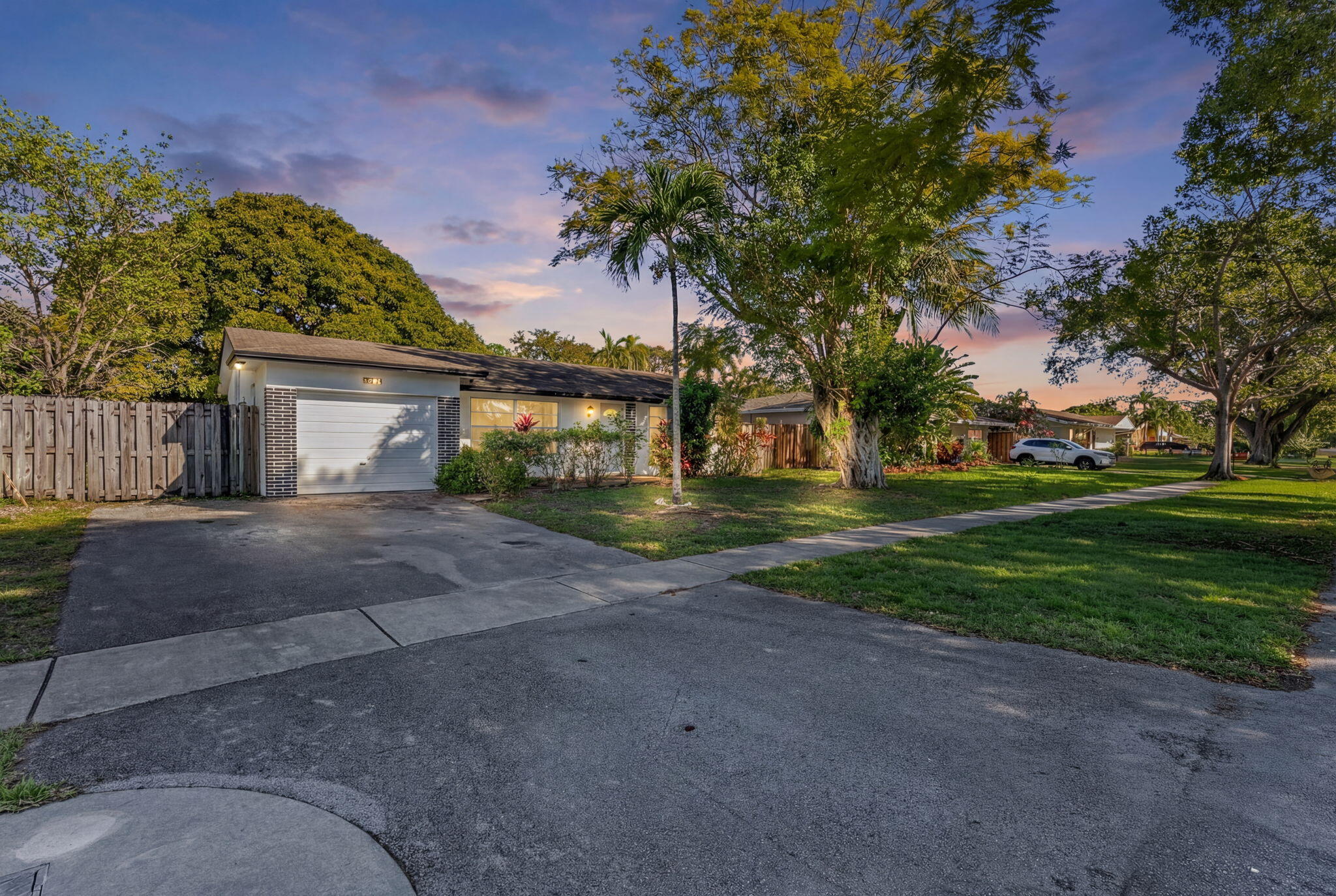 10213 SW 51st Street Street