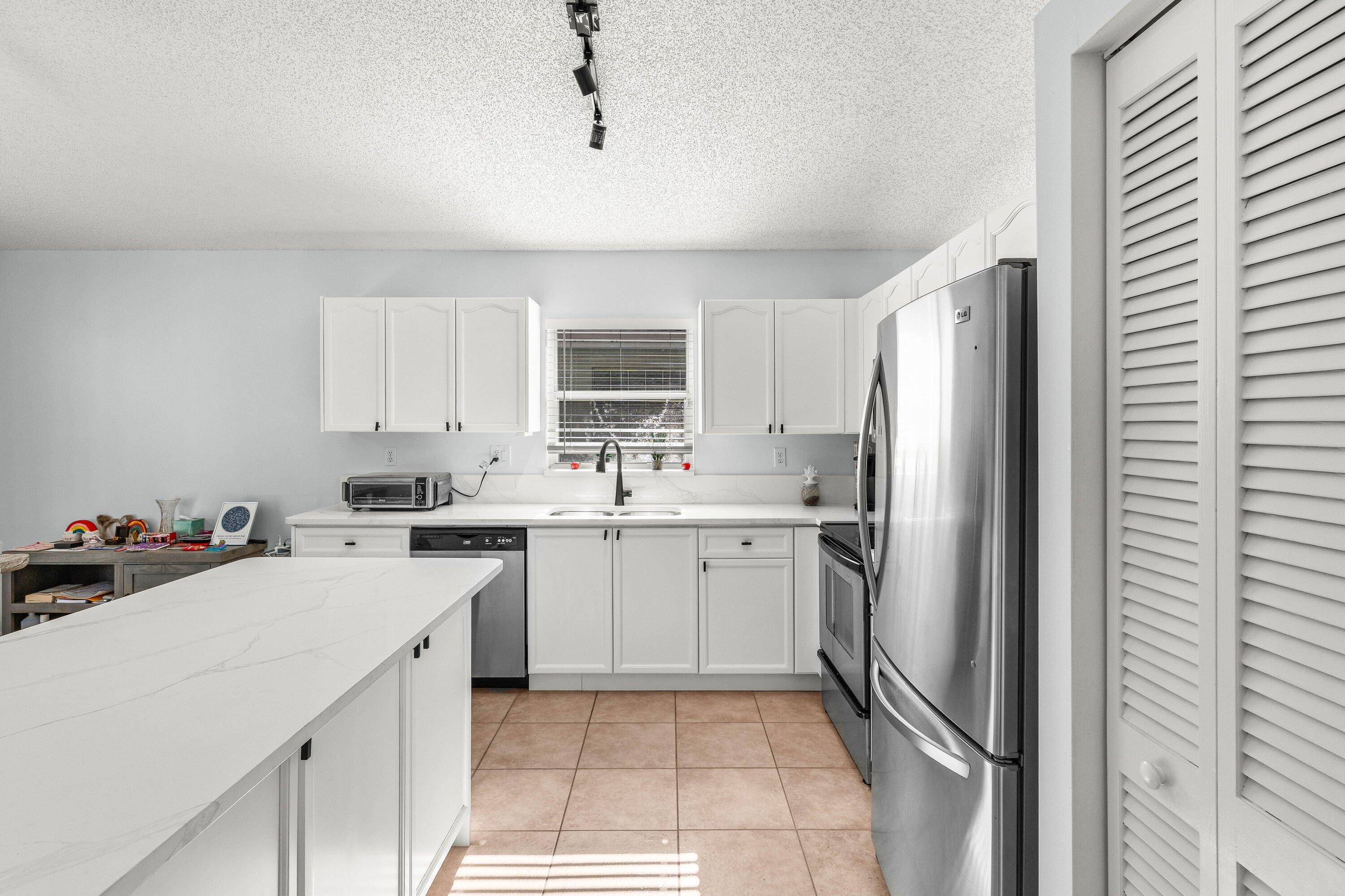 6680 Green Island Circle