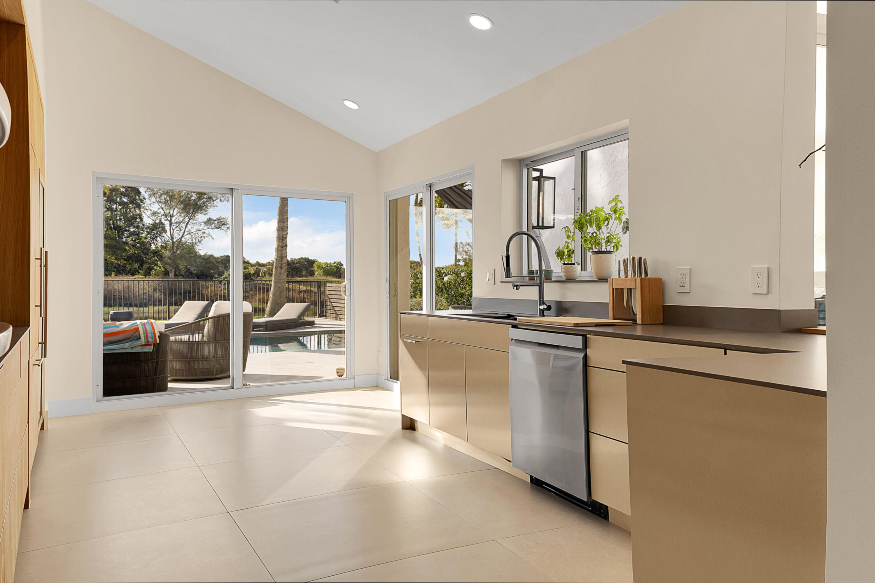 2531 Windsor Way Court