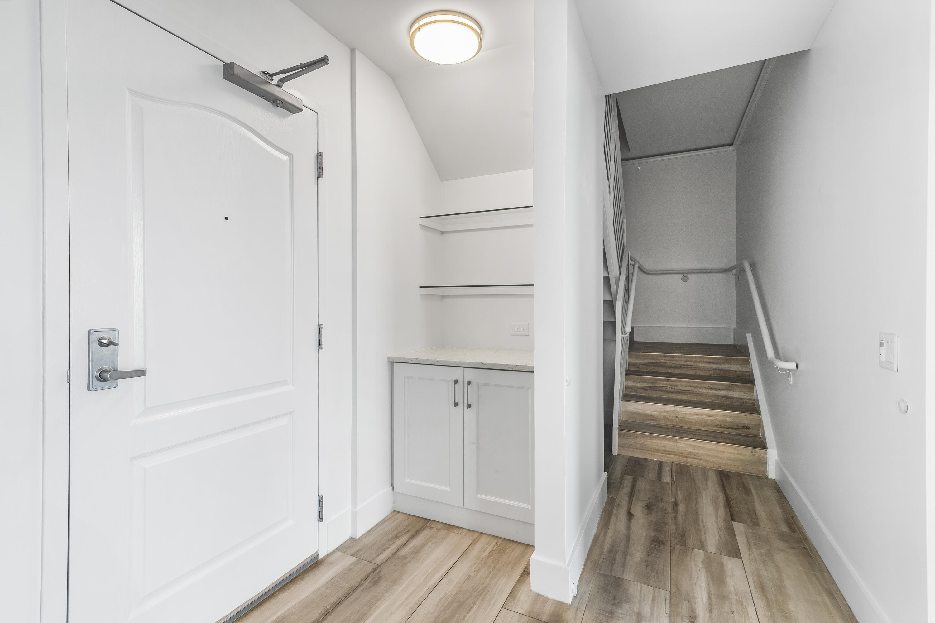 410 Evernia Street 807