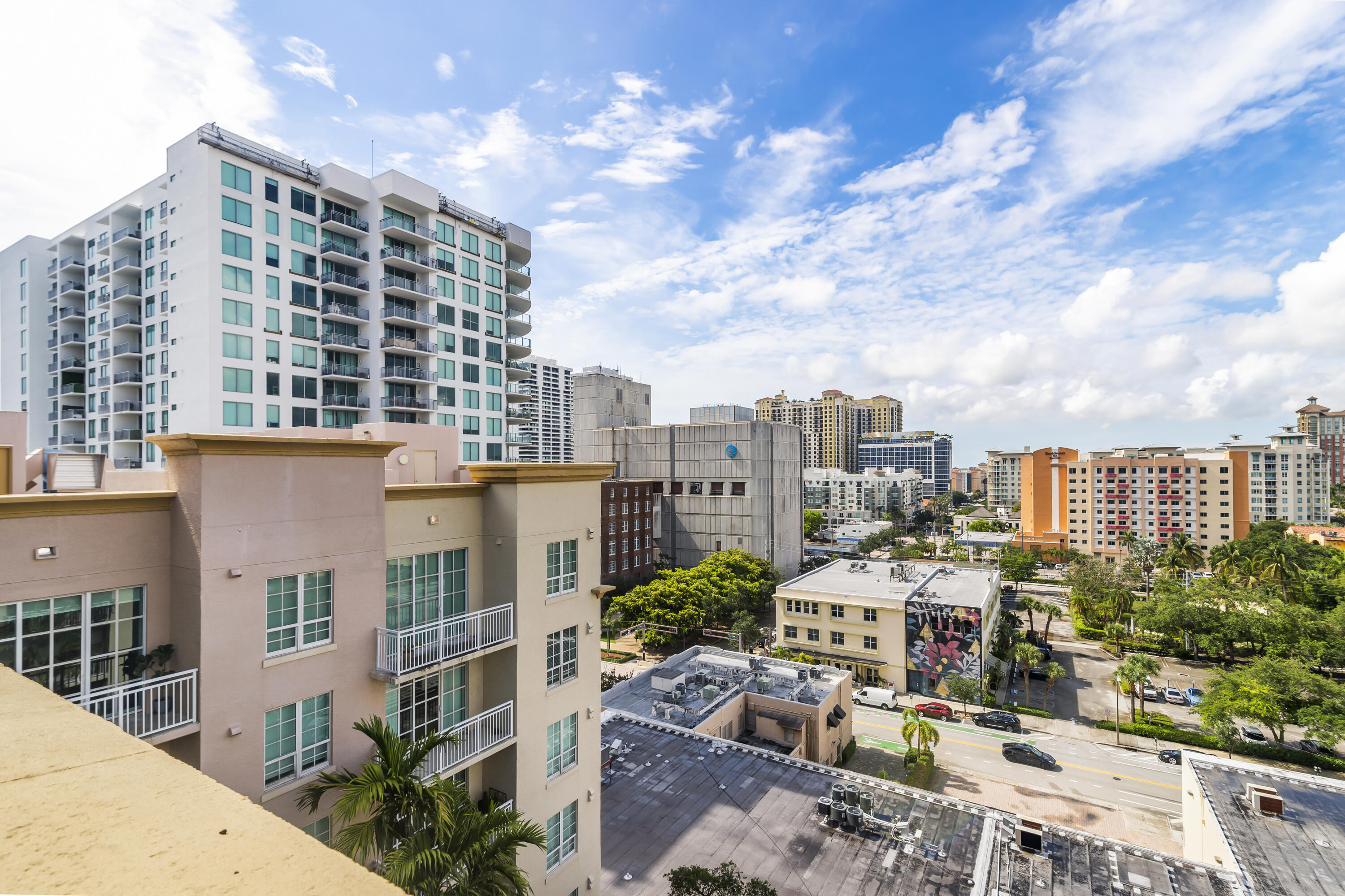 410 Evernia Street 807