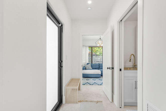 7820 Hawthorne Avenue