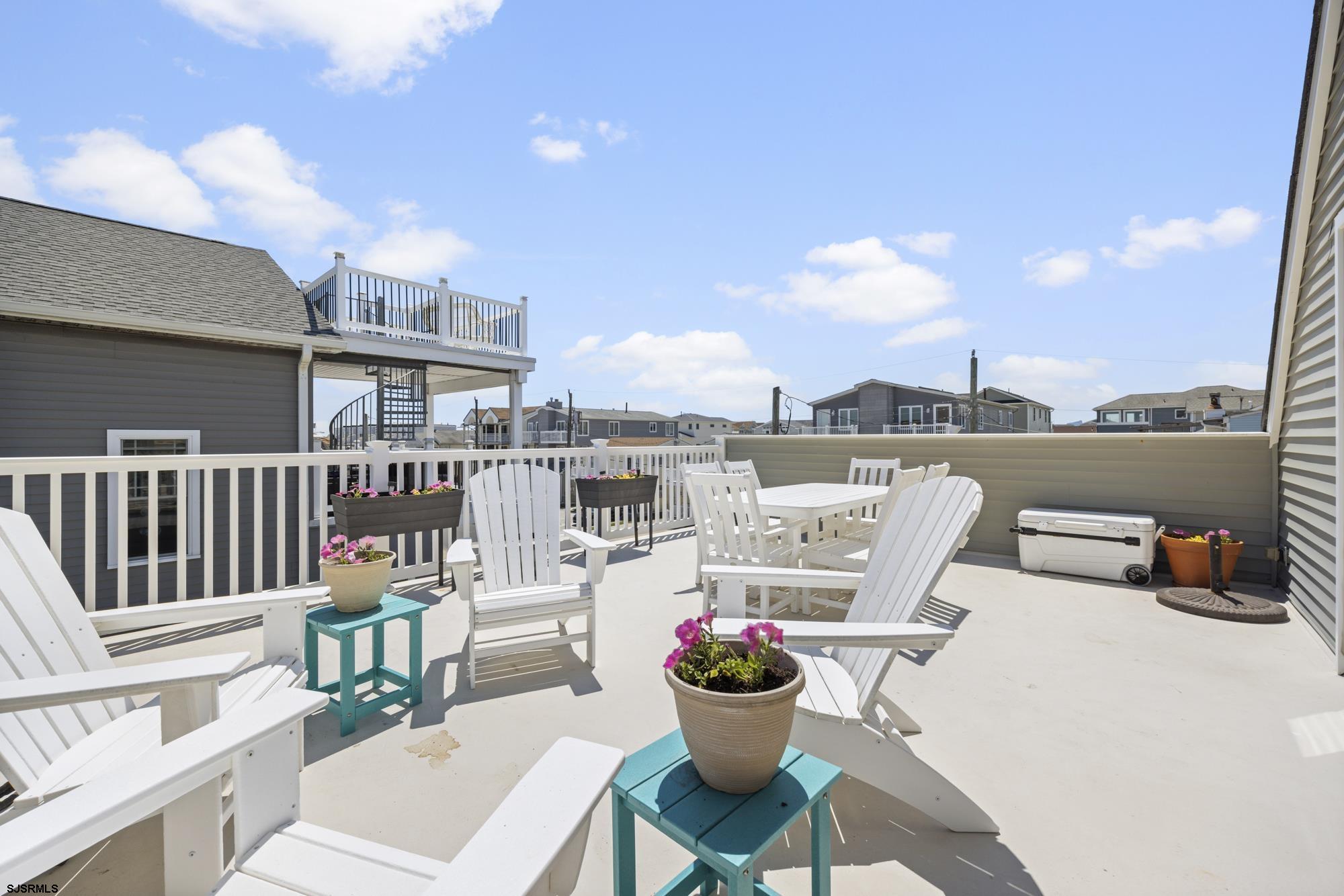 1200 Beach E Ave