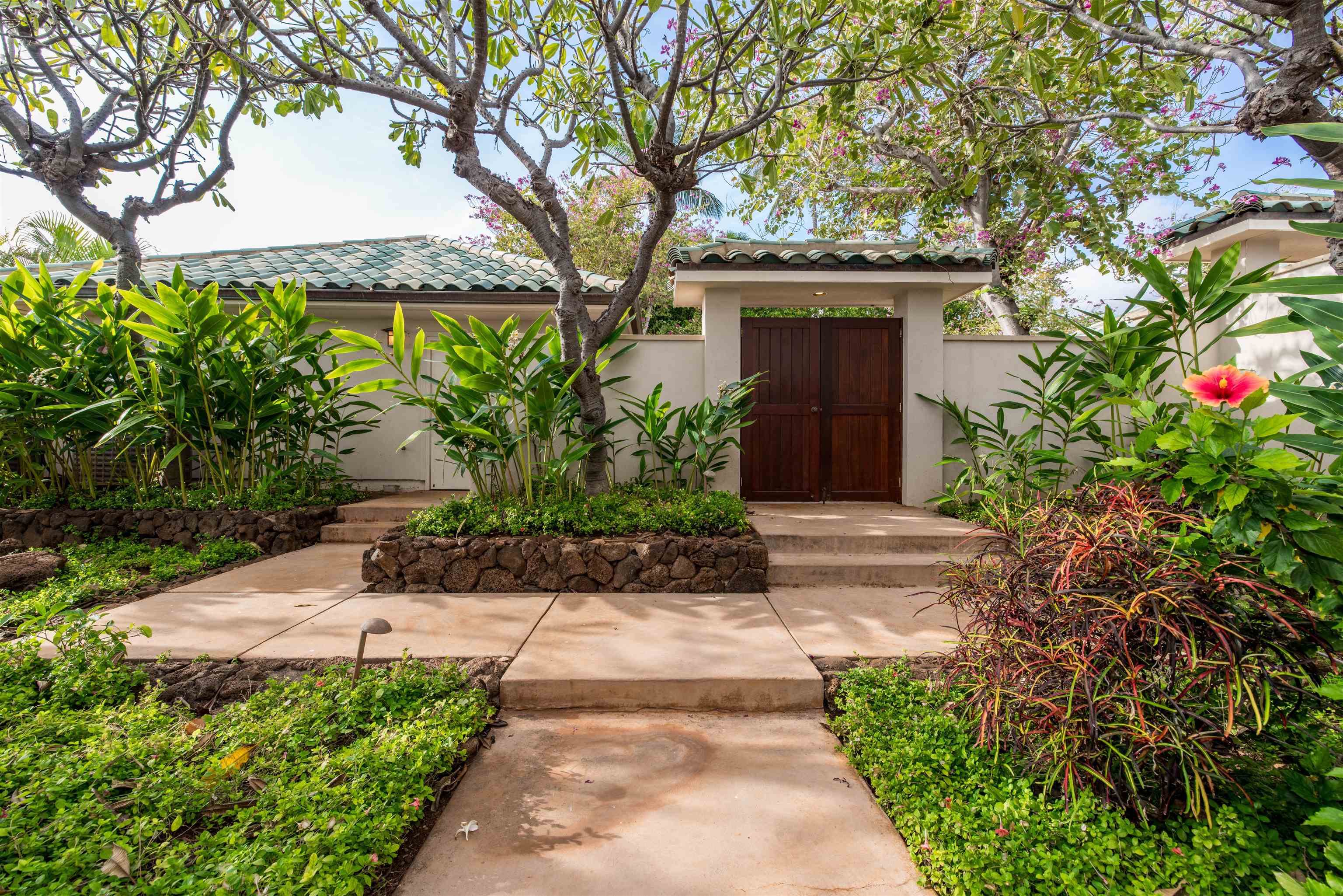 57 Polihua Pl Unit: 12D