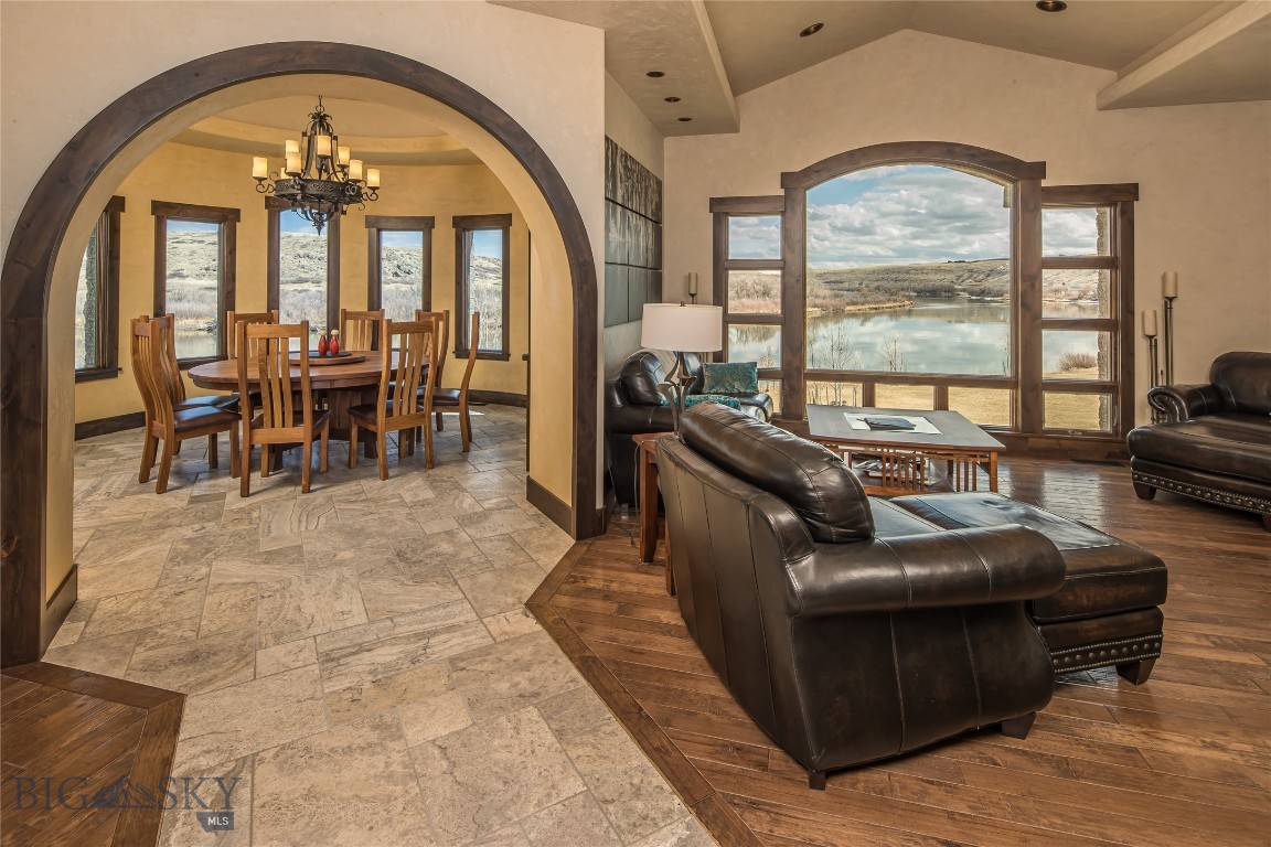665 Wilson Butte Road