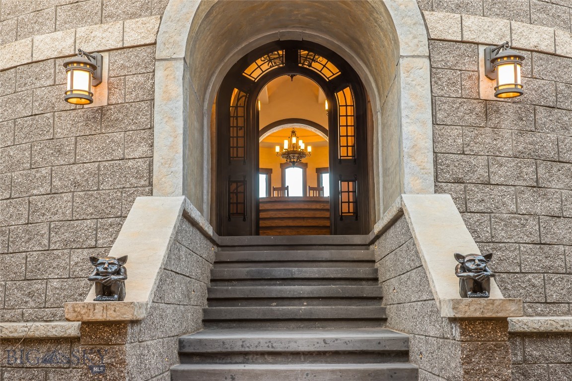 665 Wilson Butte Road