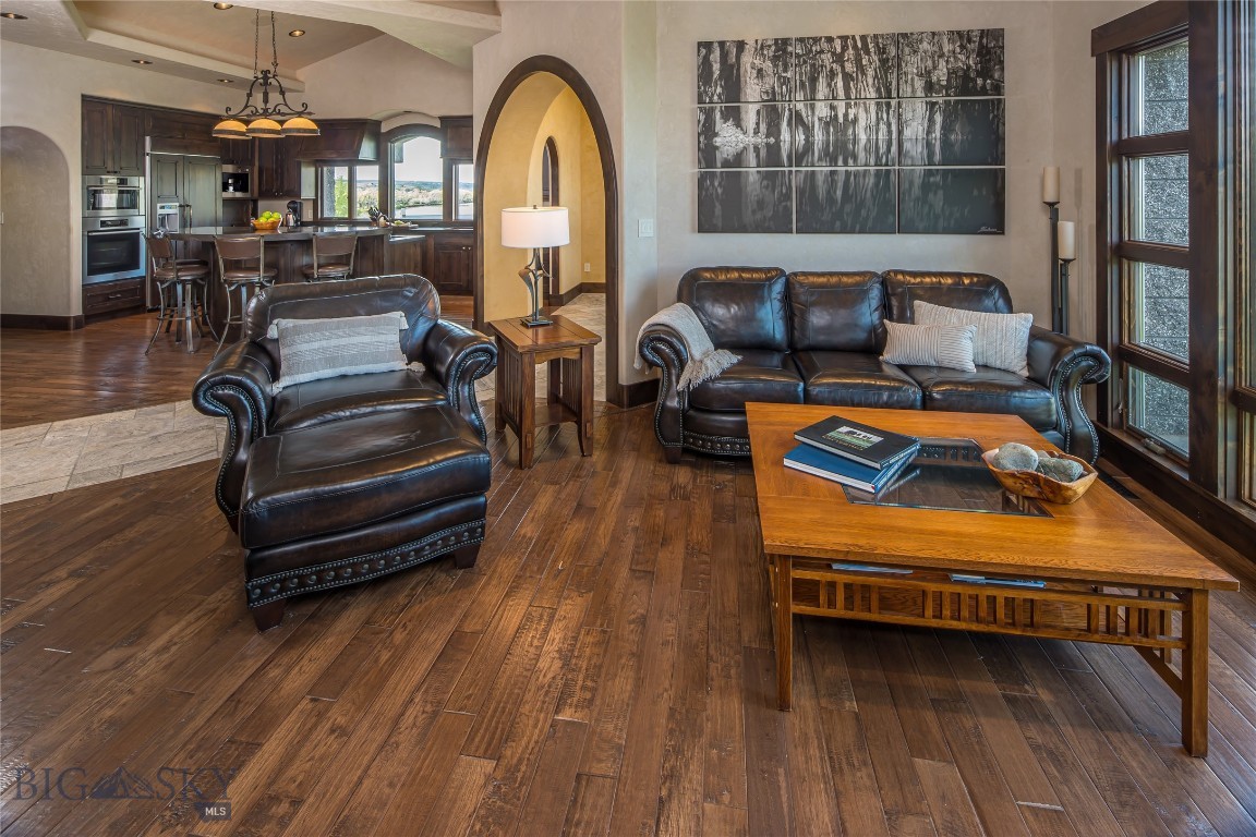 665 Wilson Butte Road