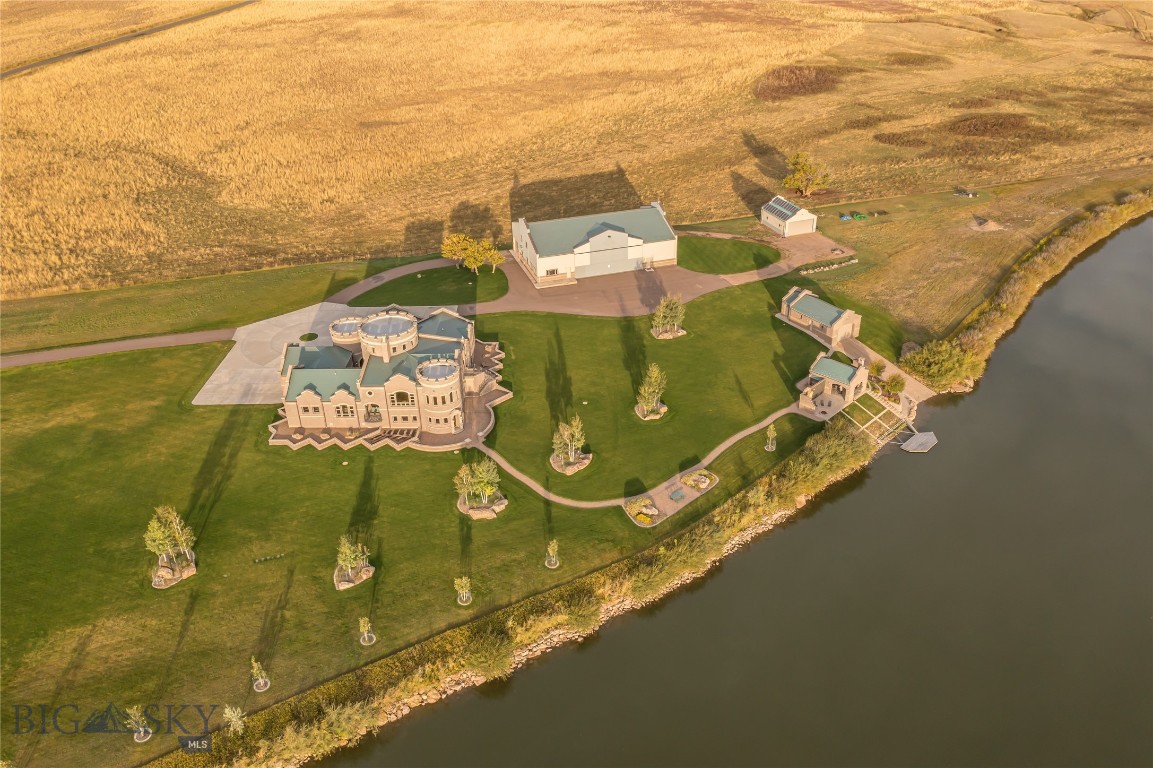 665 Wilson Butte Road