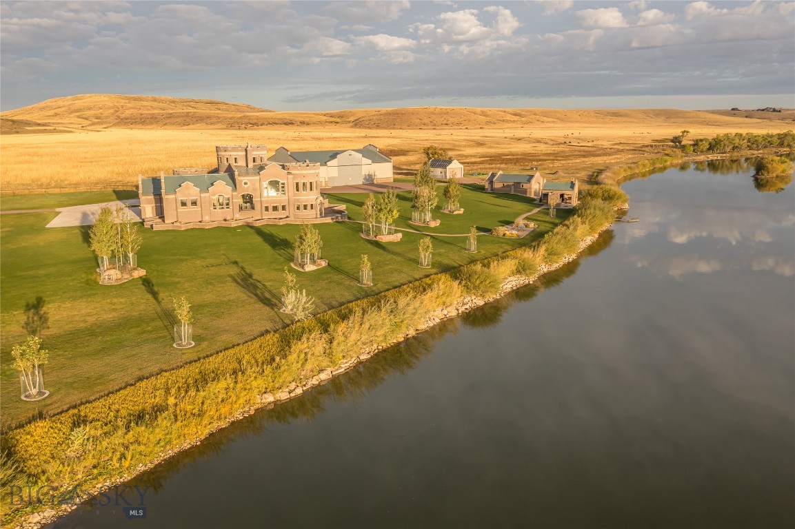 665 Wilson Butte Road