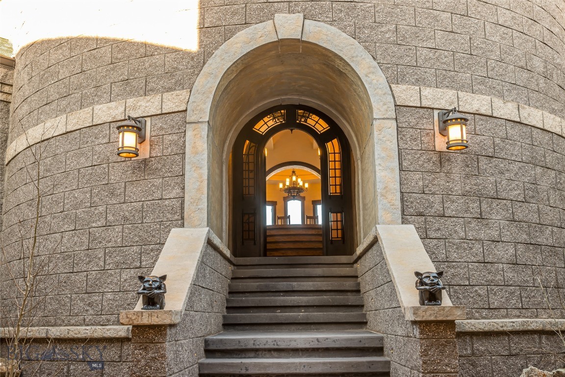 665 Wilson Butte Road