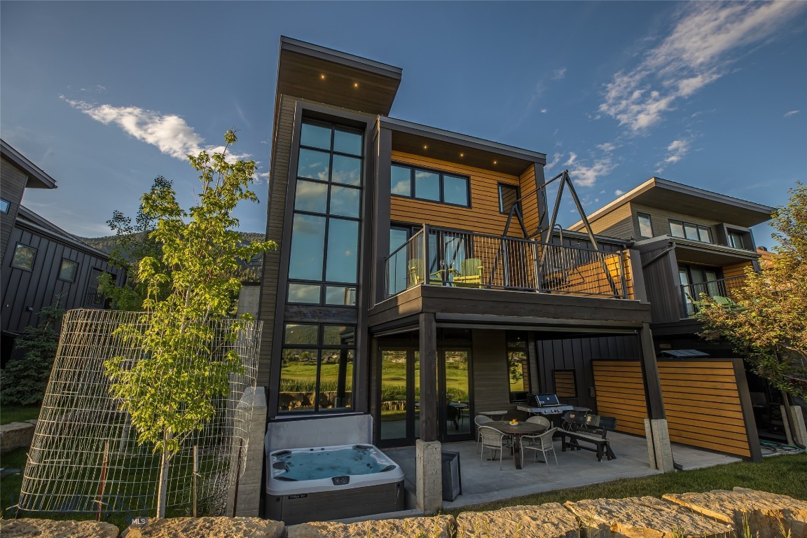 2174 Little Coyote Road