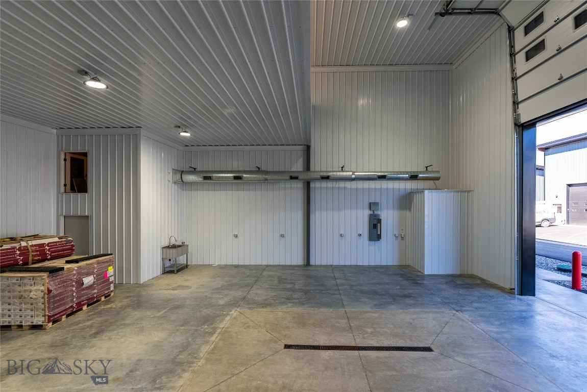 17 Blacksmith Loop E