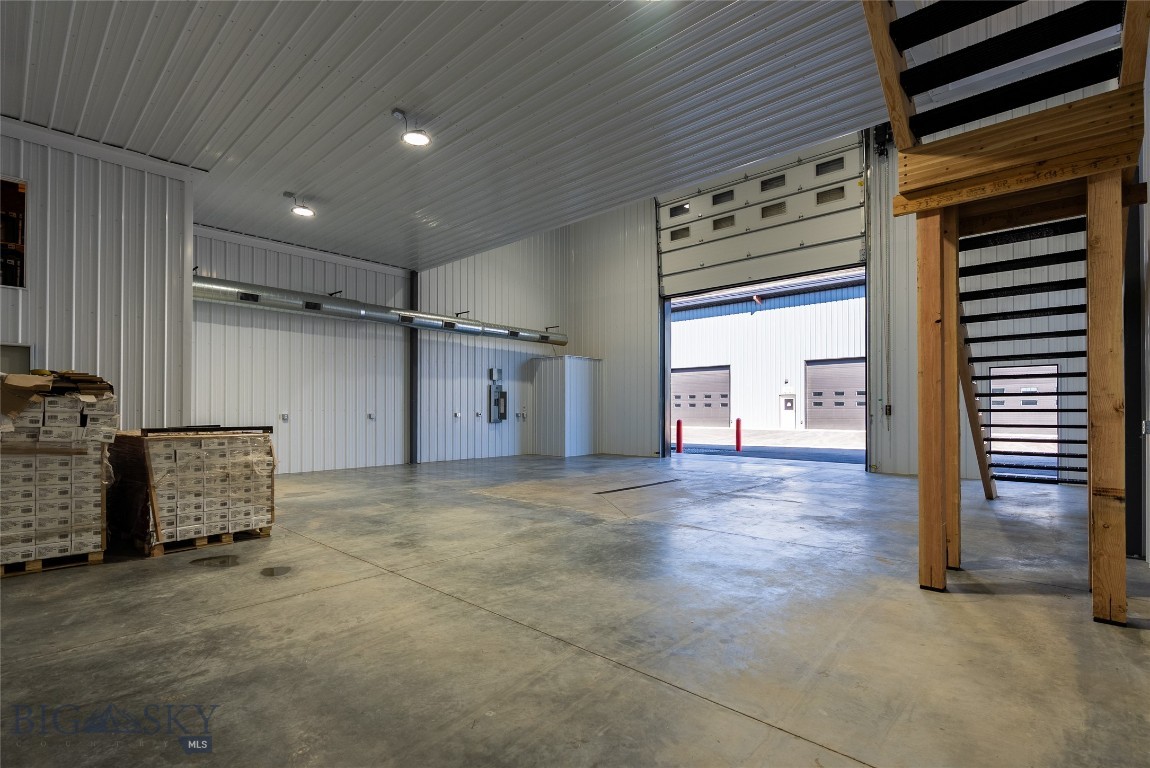 17 Blacksmith Loop E