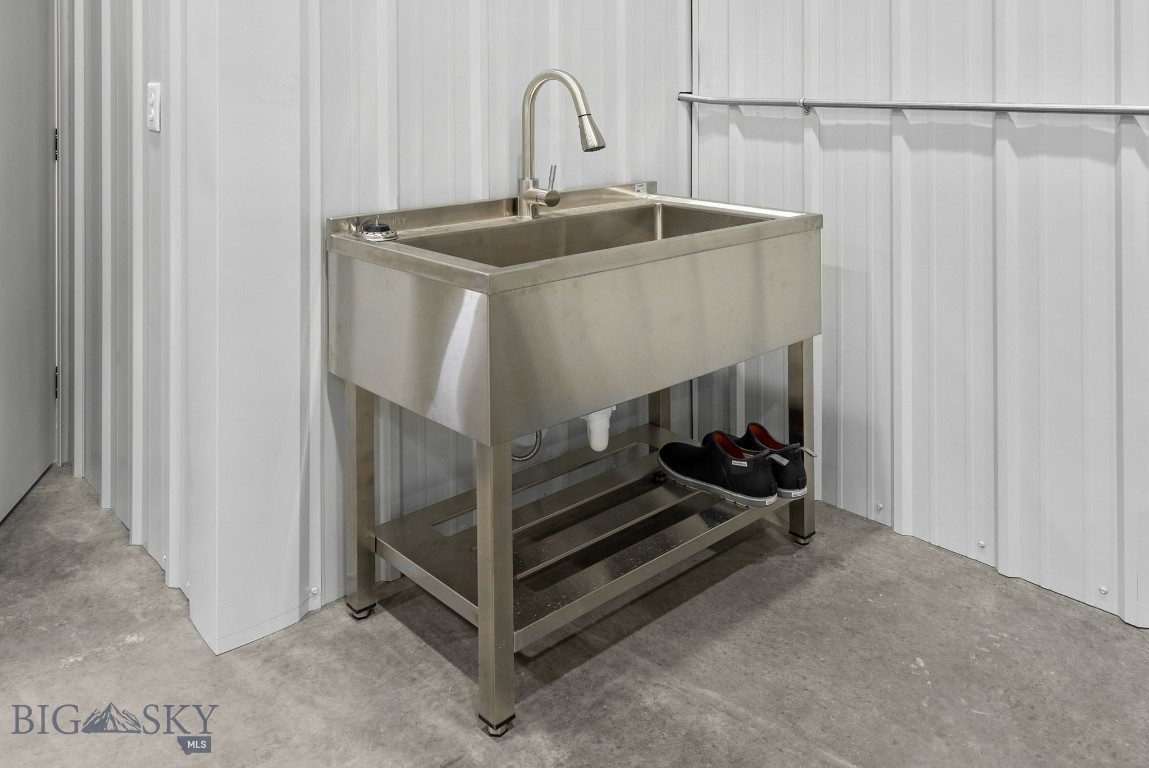 17 Blacksmith Loop E