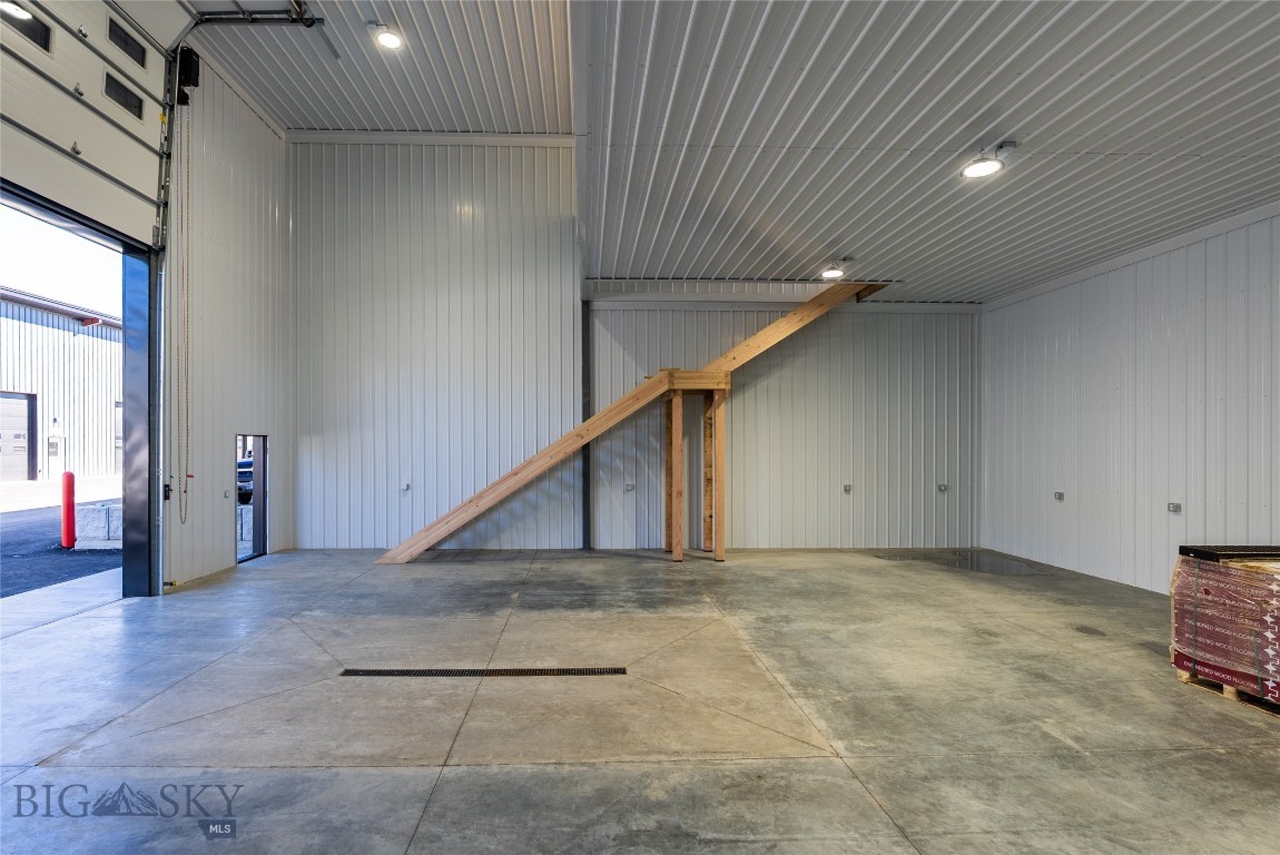 17 Blacksmith Loop E