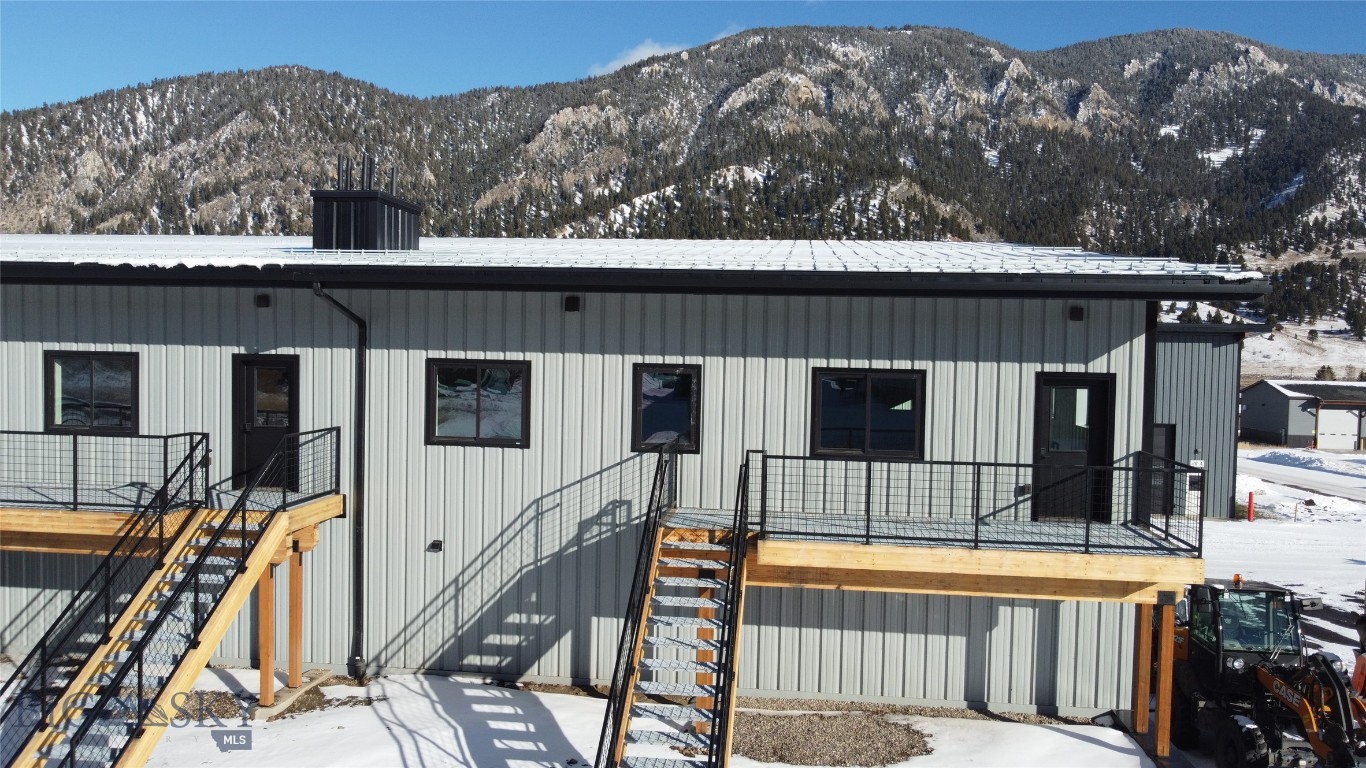 17 Blacksmith Loop E