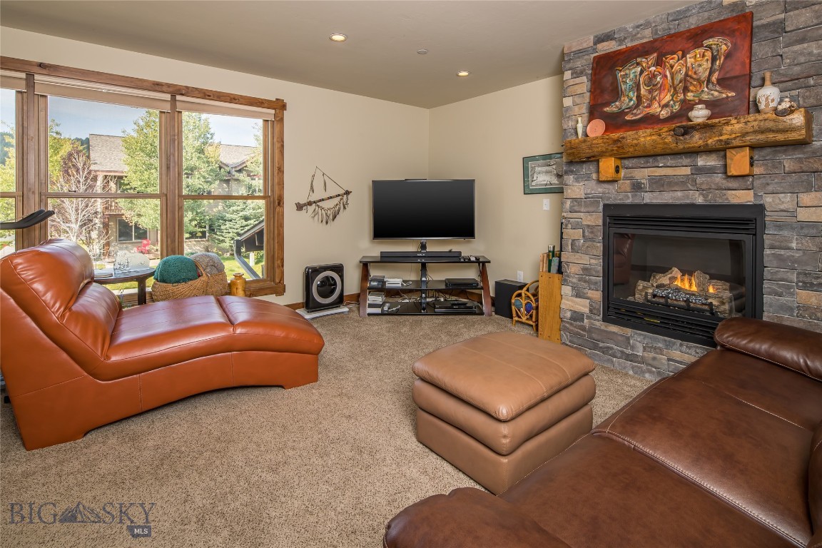 167 Pheasant Tail Lane B