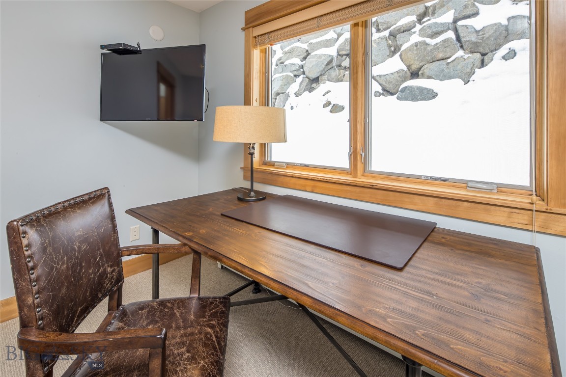 21 Black Eagle Road, Unit 23