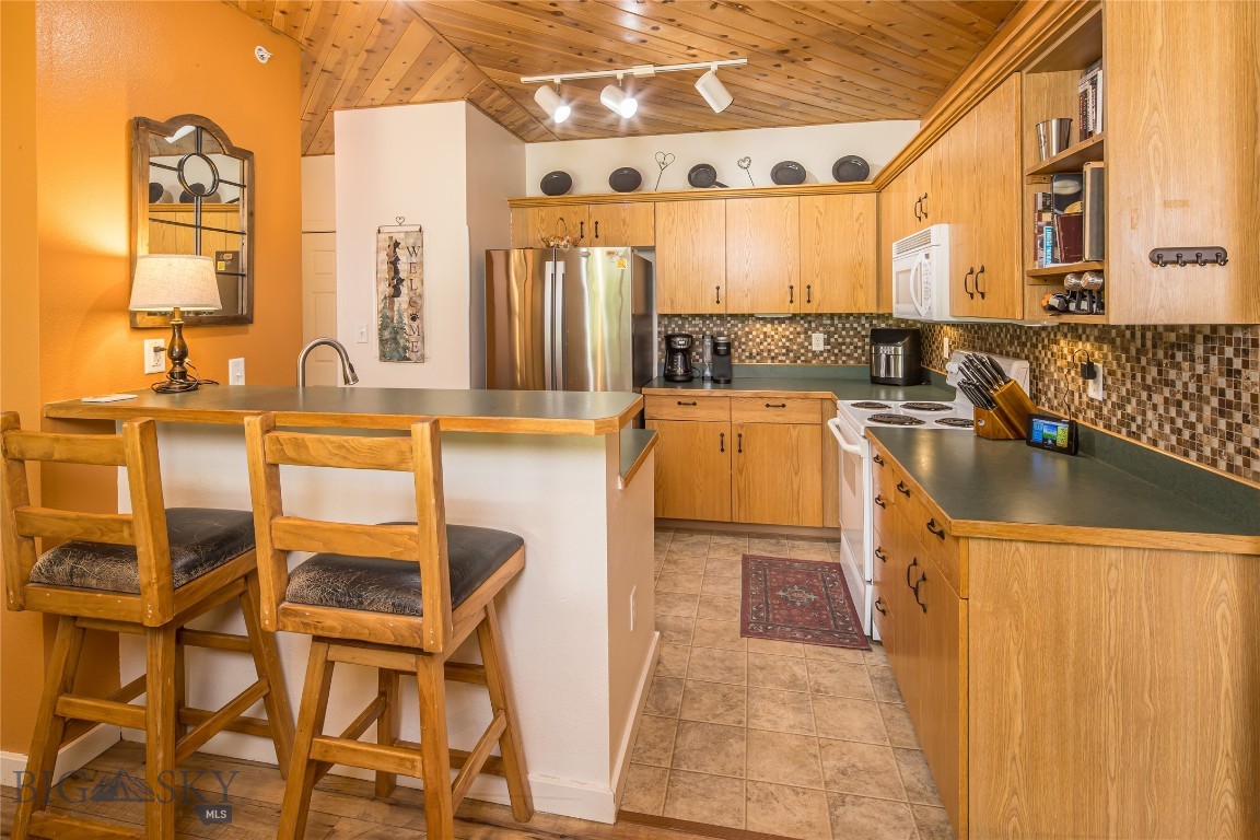 120 Firelight Drive C5