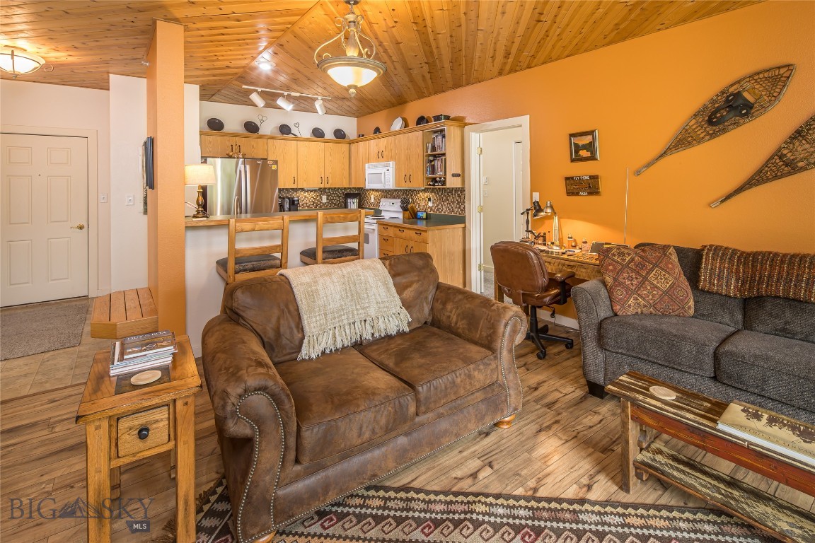 120 Firelight Drive C5