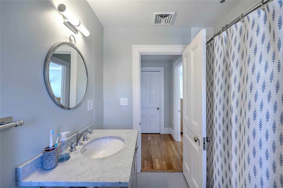 100 Meeting Street 2