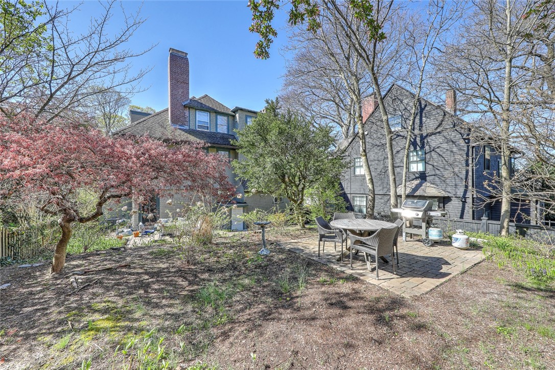 100 Meeting Street 2