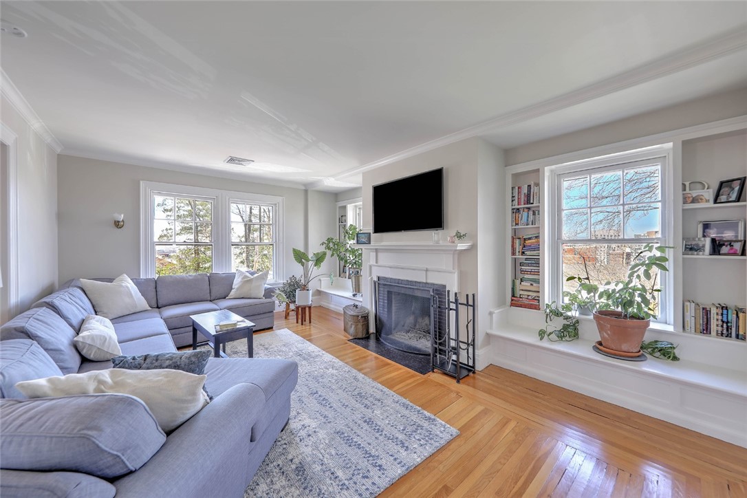 100 Meeting Street 2