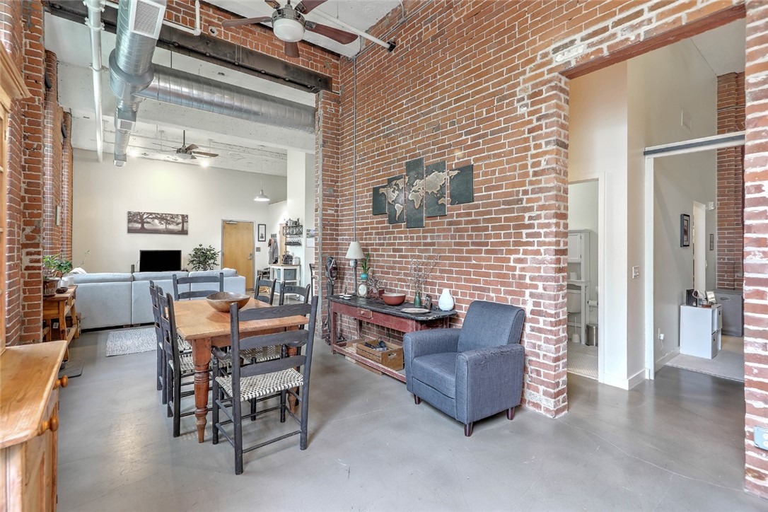 300 Pearl Street 208