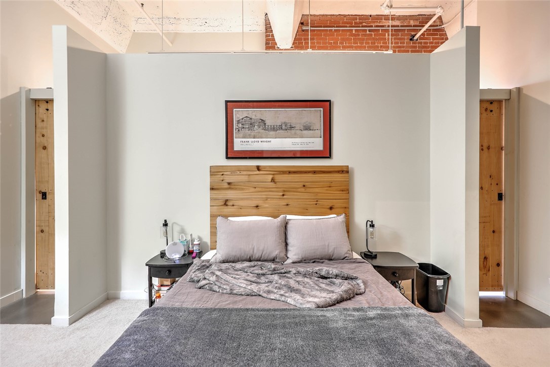 300 Pearl Street 208