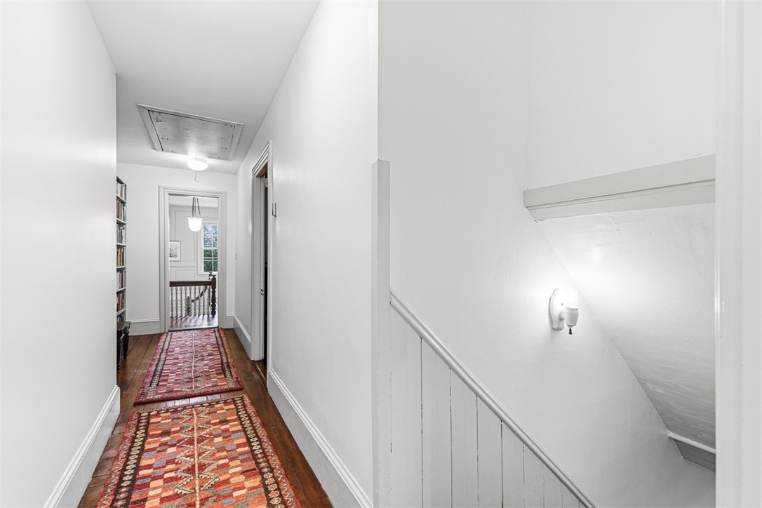 207 Williams Street 2