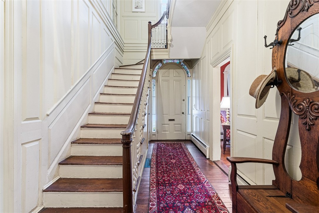 207 Williams Street 2