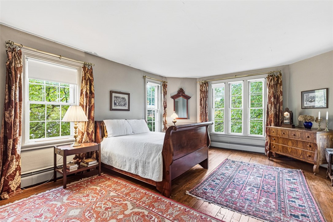 207 Williams Street 2