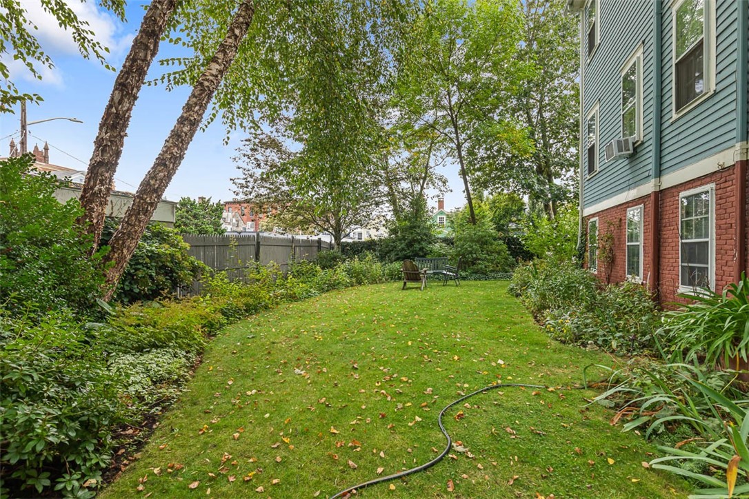 207 Williams Street 2