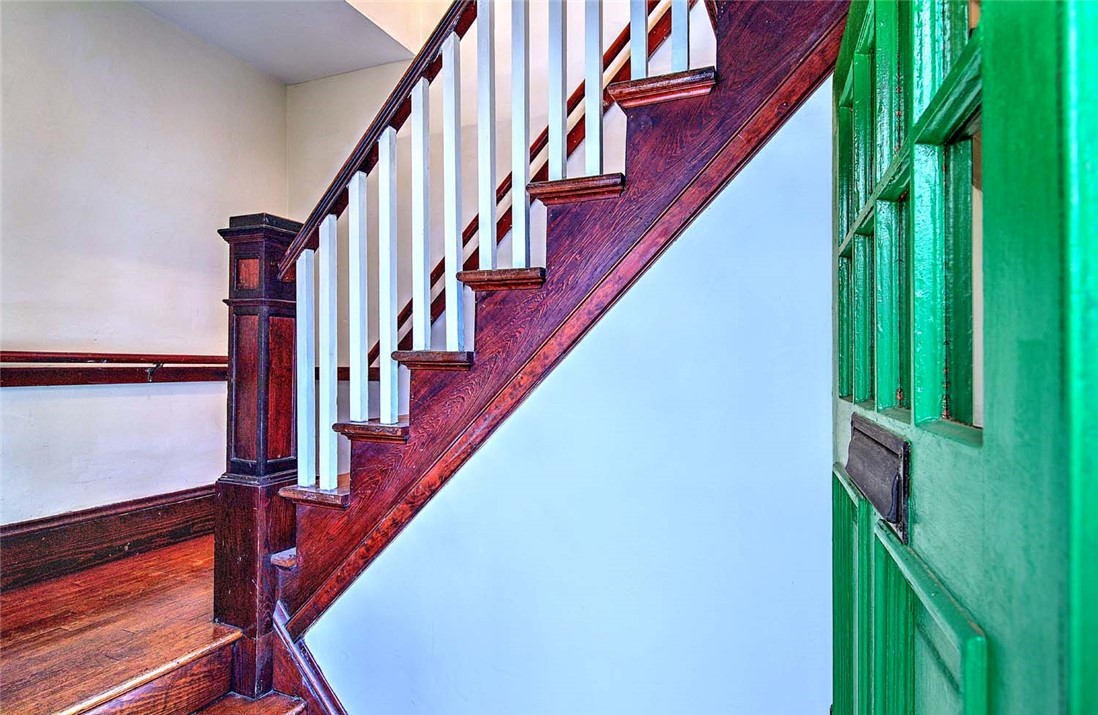 127 Evergreen Street 2