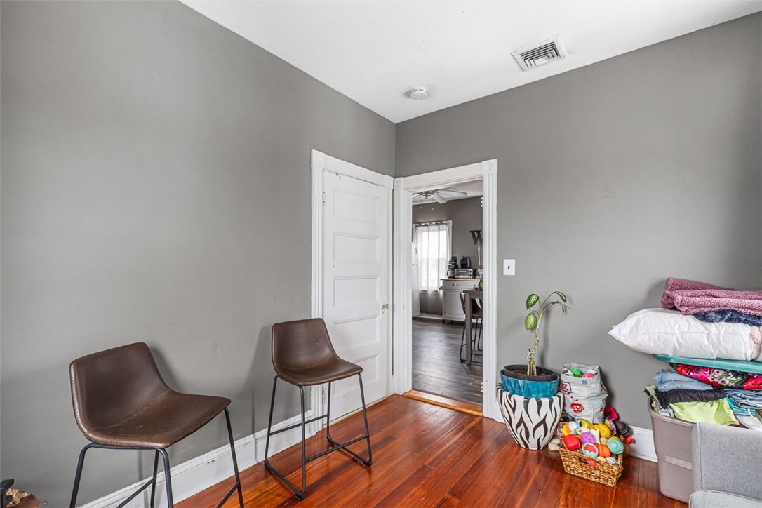 252 Vine Street
