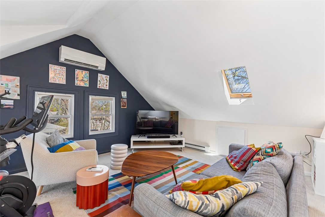35 Exeter Street 3