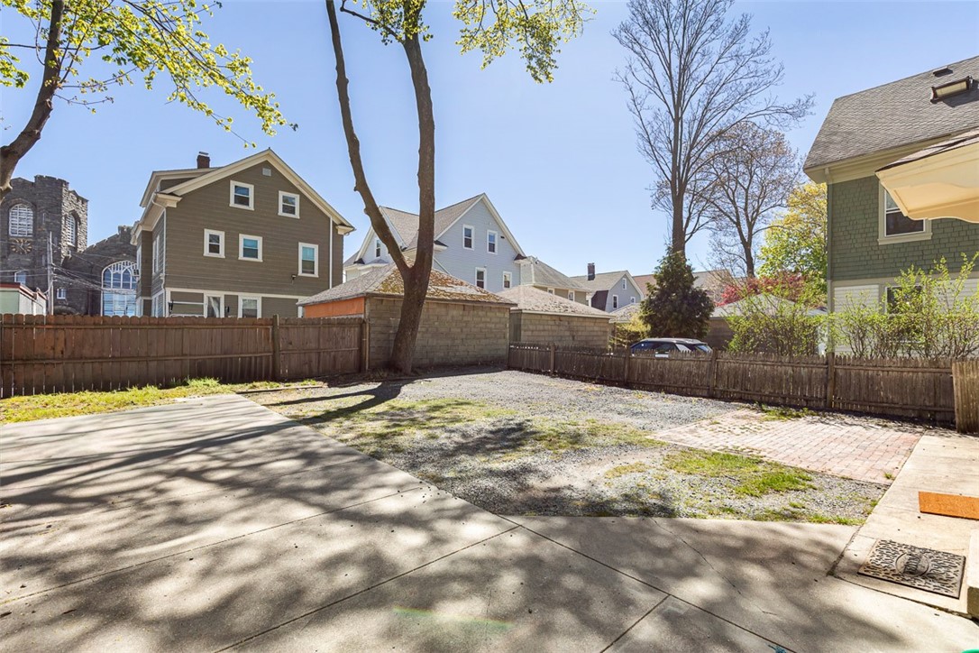 35 Exeter Street 3