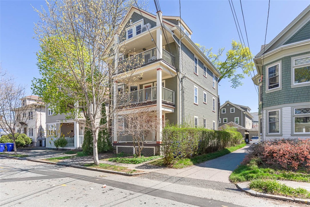 35 Exeter Street 3