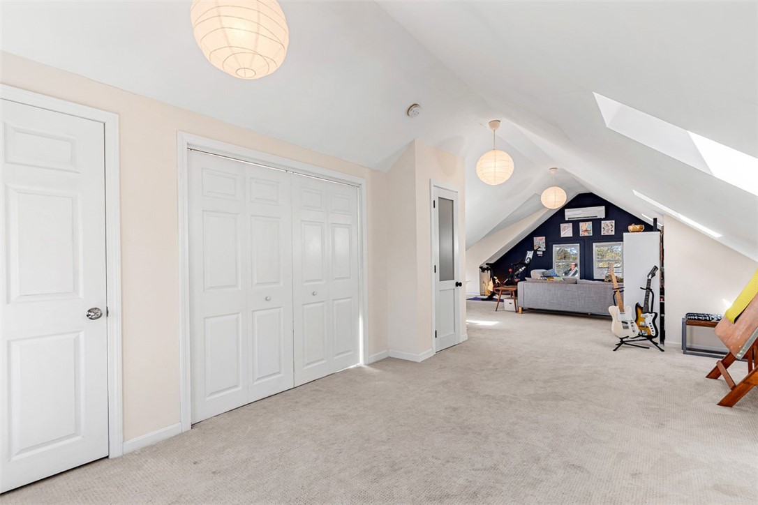 35 Exeter Street 3