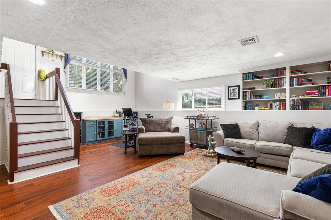 63 Lynde Street
