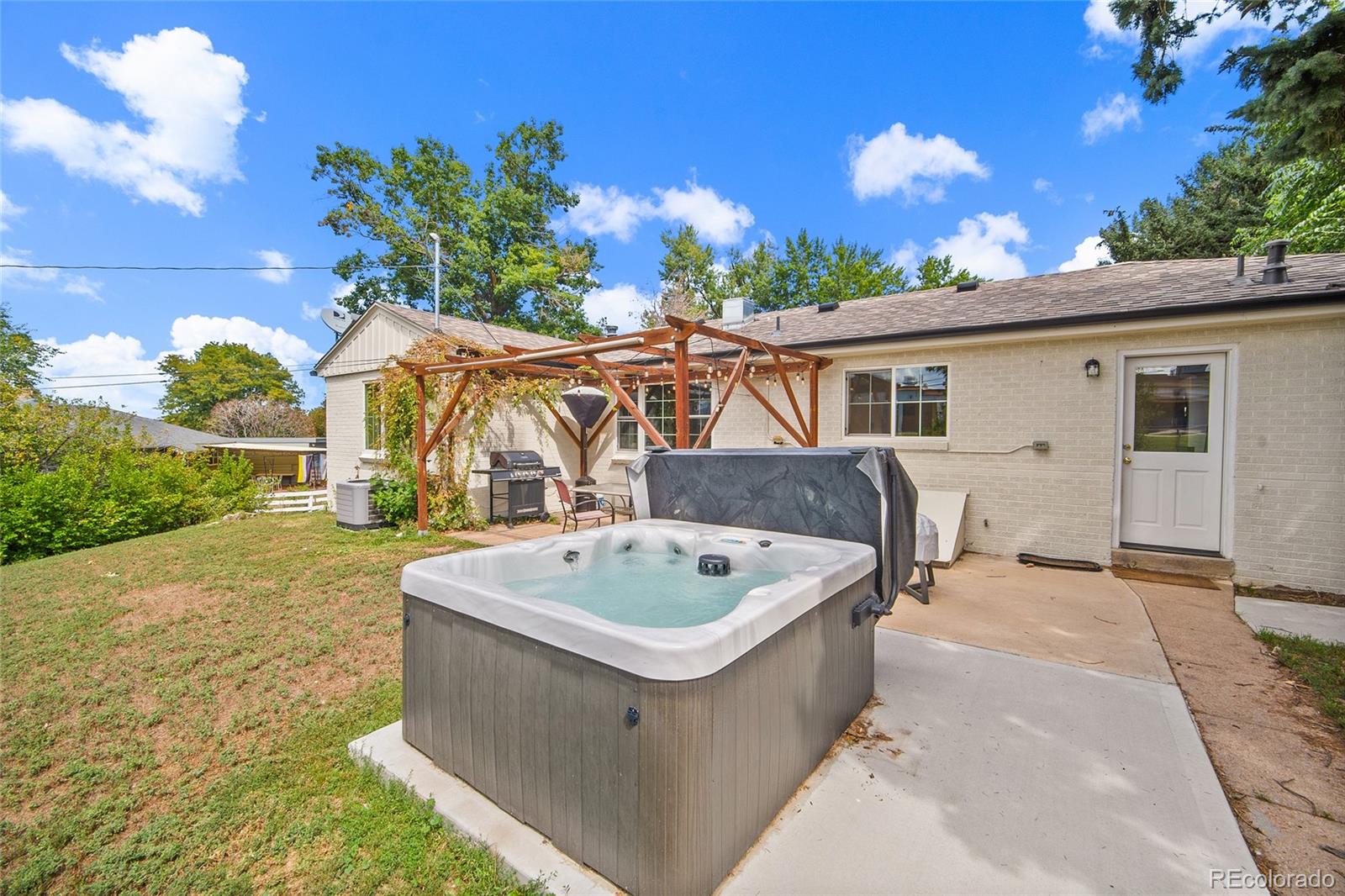 3865 Independence Court