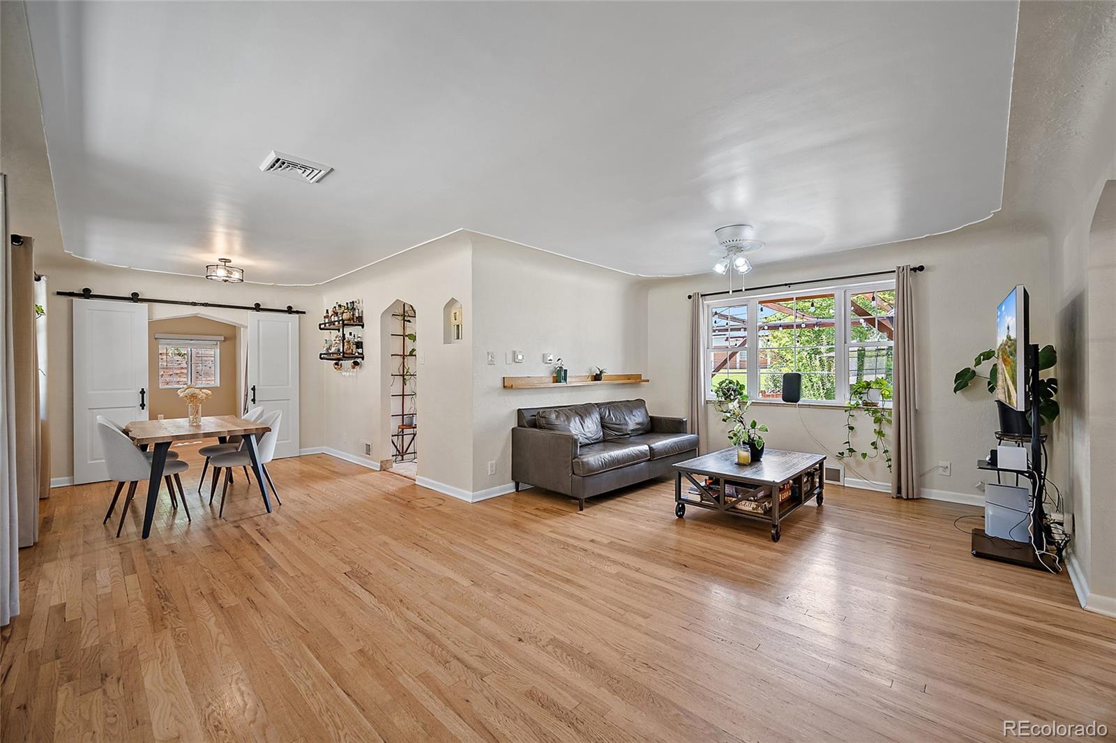 3865 Independence Court