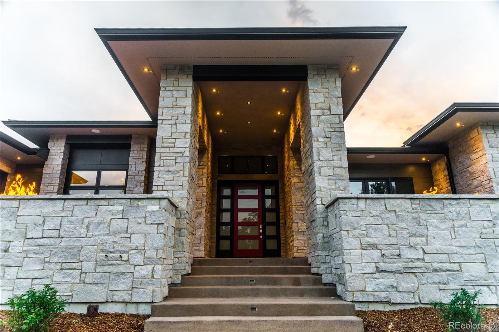 5429 S Kearney Street