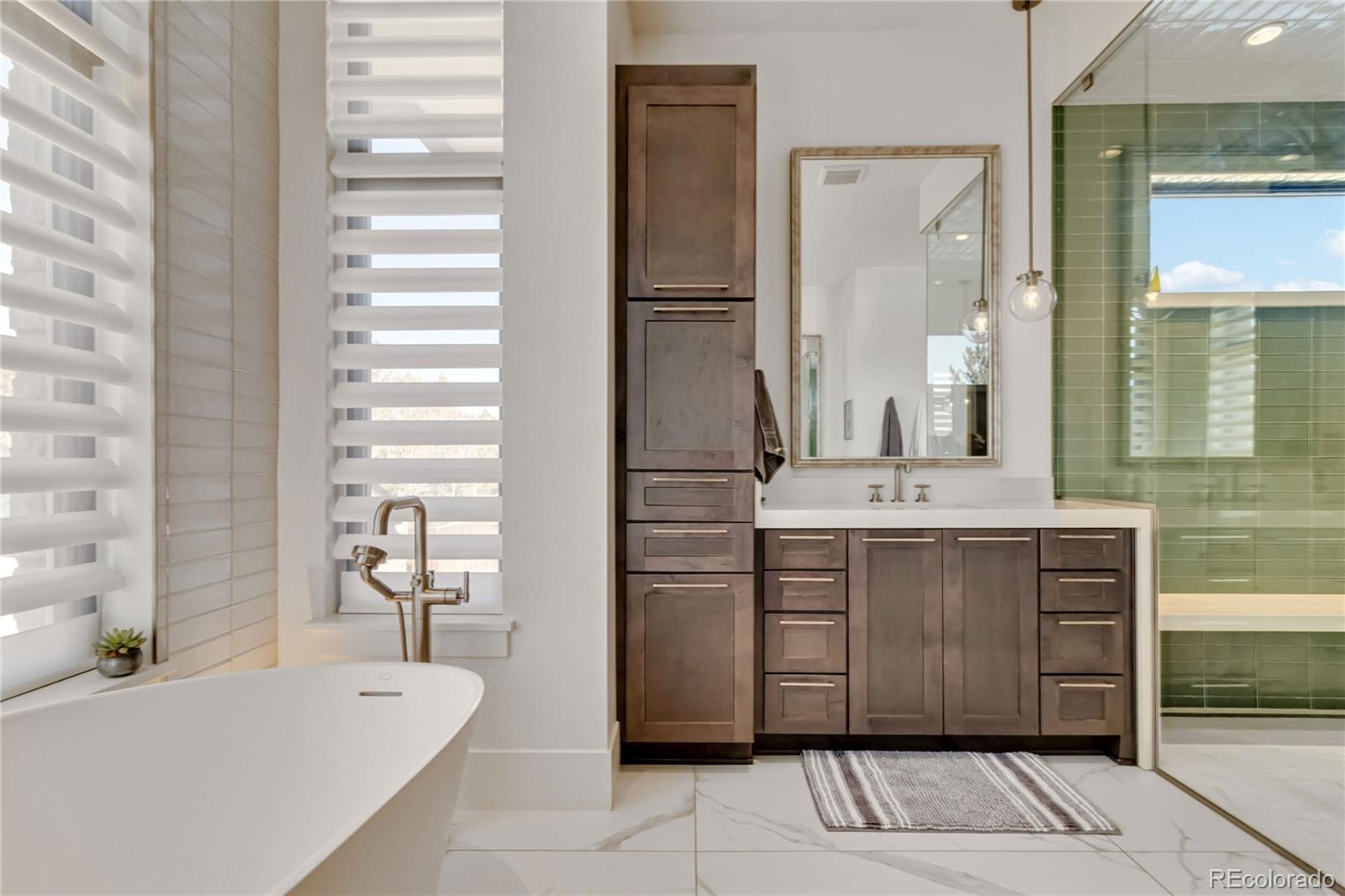 5429 S Kearney Street