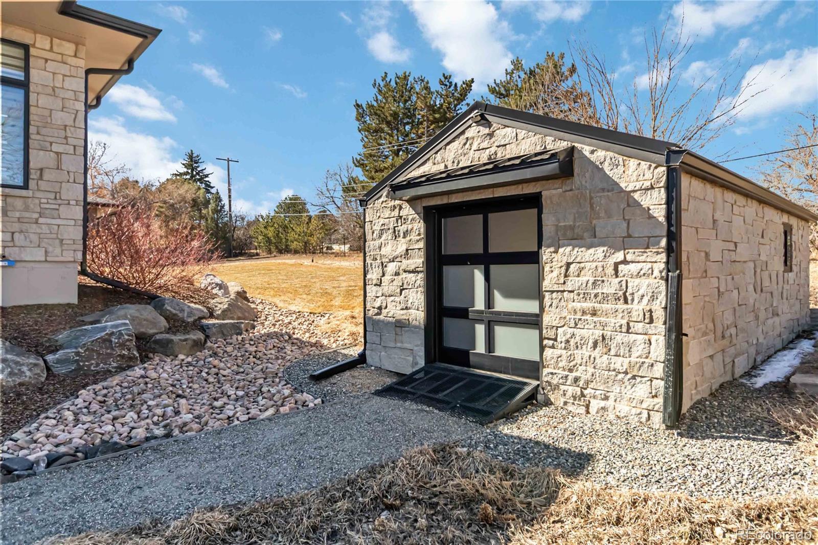 5429 S Kearney Street